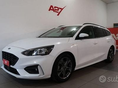 Usado Ford Focus ST-Line 120 HP (88 kW) 2021 Branco Carrinha