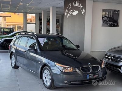 Begagnad BMW 520 177 HK (130 kW) 2008 Grå Kombi