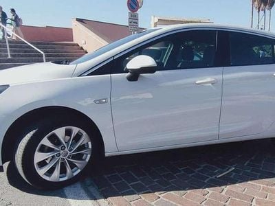 Bianco Usata 2019 Opel Astra Dynamic Berlina | 11.000 € (Buon prezzo)