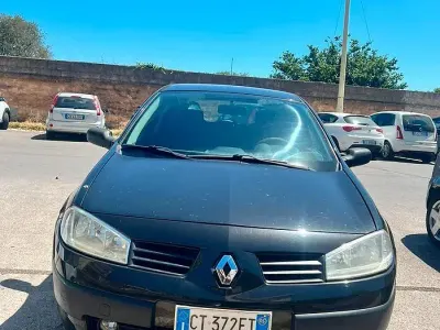 Usata Renault Mégane II 106 CV (77 kW) 2005 Nero Berlina