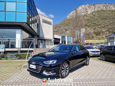 Begagnad Audi A4 Advanced 163 HK (119 kW) 2022 Svart Kombi