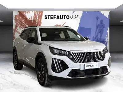 Usata Peugeot 2008 Allure 131 CV (96 kW) 2025 Bianco SUV