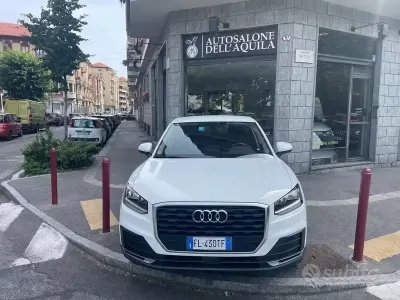 Usata Audi Q2 Business 150 CV (110 kW) 2017 Bianco SUV