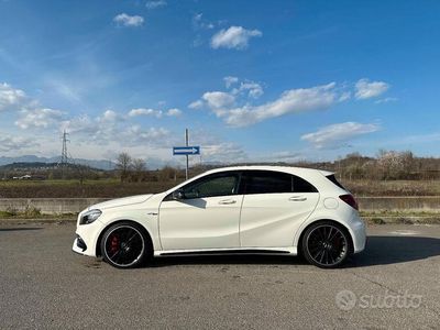 usata Mercedes A45 AMG 381 CV SCARICO PERFORMANCE