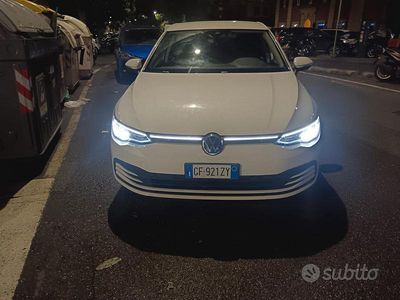 Usata VW Golf VIII Life 116 CV (85 kW) 2022 Bianco Berlina