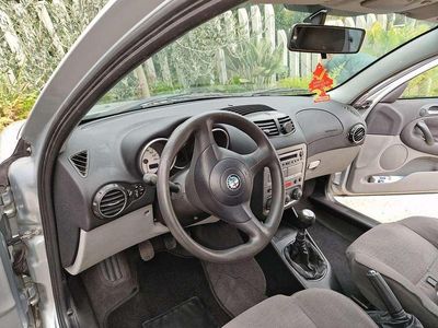 Usata Alfa Romeo 147 Progression 116 CV (85 kW) 2002 Utilitaria
