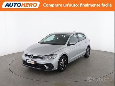 Usata VW Polo Life 95 CV (69 kW) 2023 Argento Utilitaria