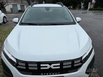Usata Dacia Sandero Expression 101 CV (74 kW) 2023 Bianco Berlina