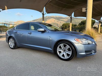 Usata Jaguar XF Premium Luxury 238 CV (175 kW) 2008 Blu Berlina