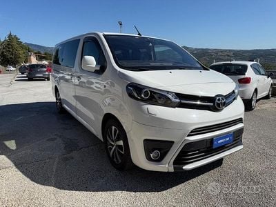 Usata Toyota Proace Verso Luxury 180 CV (132 kW) 2017 Bianco Station wagon
