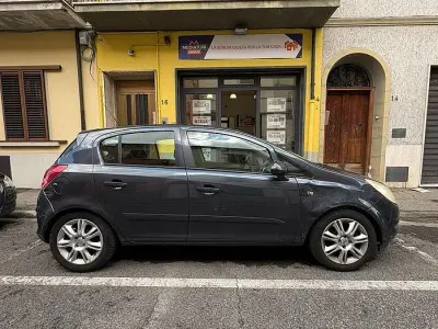 Usata Opel Corsa 75 CV (55 kW) 2007 Grigio Utilitaria