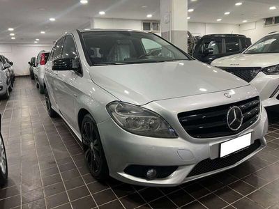 Mercedes B200