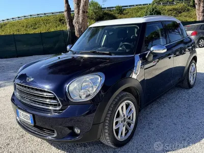 Usata Mini One D Countryman 111 CV (81 kW) 2015 Bluazzurro SUV