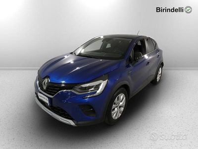 Usata Renault Captur Business 101 CV (74 kW) 2021 Blu SUV