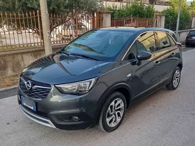 Usata Opel Crossland X S 99 CV (72 kW) 2018 SUV