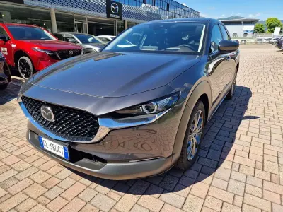 Usata Mazda CX-30 Exclusive 186 CV (136 kW) 2022 Machine gray m SUV