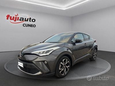 Usata Toyota C-HR Trend 184 CV (135 kW) 2021 Dark grey e black SUV
