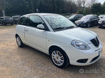 Usata Lancia Ypsilon 77 CV (56 kW) 2009 Bianco Utilitaria