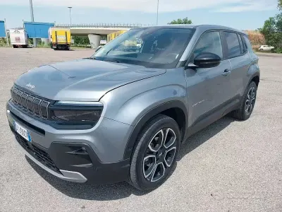 Usata Jeep Avenger Summit 101 CV (74 kW) 2025 Grigio SUV