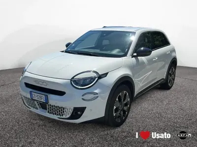 Usata Fiat 600 La Prima 110 CV (80 kW) 2025 Bianco SUV