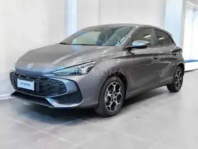 Nuova MG MG3 Luxury 102 CV (75 kW) 2026 Grigio Utilitaria