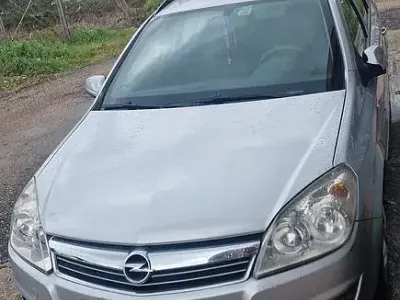 Usata Opel Astra 100 CV (73 kW) 2007 Grigio Station wagon