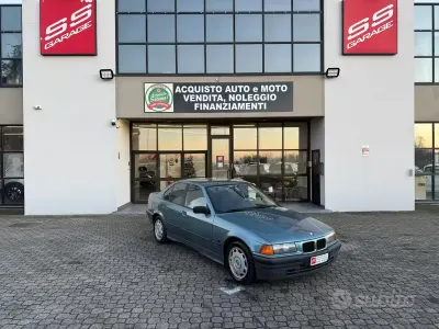 Usata BMW 316 Efficient Dynamics 102 CV (75 kW) 1994 Grigio Berlina