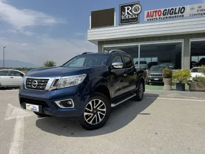 Usata Nissan Navara N-Connecta 163 CV (119 kW) 2016 Blu/azzurro Pick-up