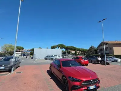 Begagnad Mercedes CLE220 AMG Line Premium Plus 197 HK (144 kW) 2024 Sportkupé