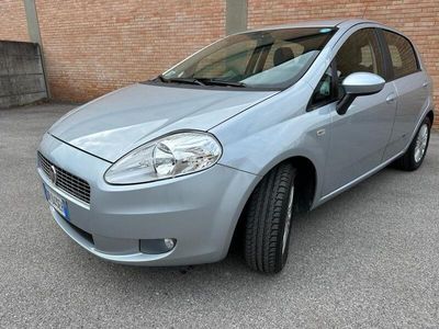 usata Fiat Grande Punto 1.3 MJT 90 CV 5 porte Emotion NEOPATENTATI