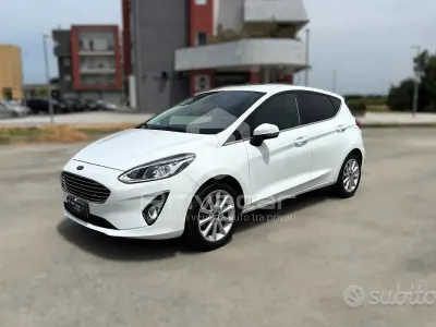 Usata Ford Fiesta ST-Line 86 CV (63 kW) 2018 Bianco Utilitaria