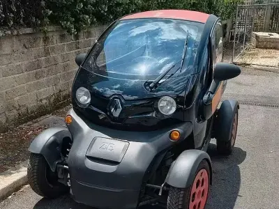 Usata Renault Twizy 12 kW (17 CV) 2012 Nero Utilitaria