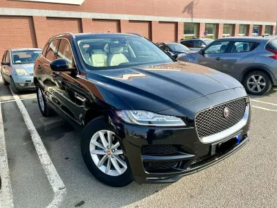Usata Jaguar F-Pace Prestige 179 CV (131 kW) 2017 Nero SUV