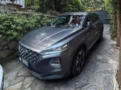 Usata Hyundai Santa Fe XPrime 200 CV (147 kW) 2019 Grigio SUV