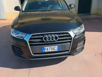 Usata Audi Q3 150 CV (110 kW) 2015 Nero SUV