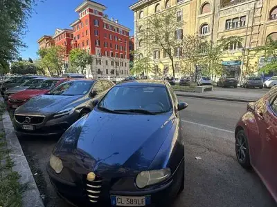 Usata Alfa Romeo 2000 Distinctive 116 CV (85 kW) 2003 Blu/azzurro Berlina