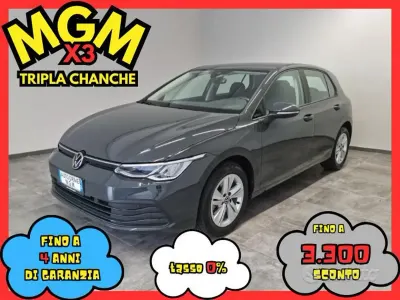 Usata VW Golf VIII Life 110 CV (80 kW) 2023 Grigio scuro Berlina