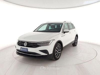 Usata VW Tiguan Life 131 CV (96 kW) 2021 Bianco SUV