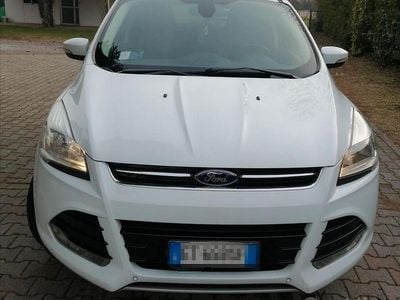 Usata Ford Kuga Titanium 140 CV (102 kW) 2013 Bianco SUV