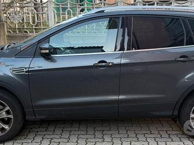 Usata Ford Kuga Titanium 150 CV (110 kW) 2015 Grigio SUV