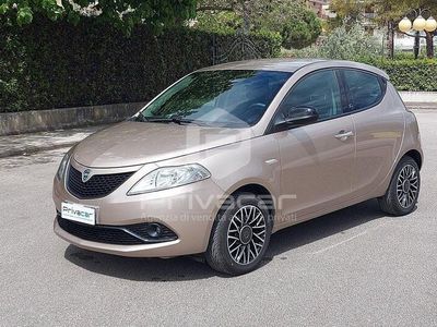 usata Lancia Ypsilon Ypsilon1.0 FireFly 5 porte S&S Hybrid Ecochic Sil