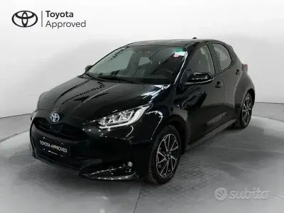 Usata Toyota Yaris Hybrid Trend 116 CV (85 kW) 2022 Nero Berlina