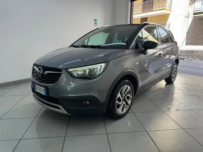 Usata Opel Crossland X Innovation 99 CV (72 kW) 2018 Grigio SUV