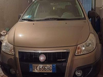 Usata Fiat Sedici Emotion 120 CV (88 kW) 2009 Oro SUV