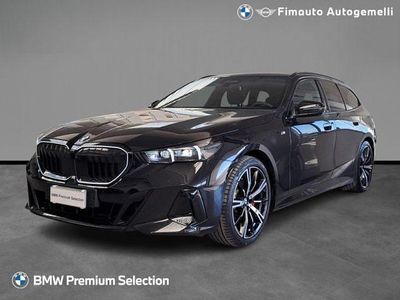 Nero / metallizzato Usata 2024 BMW 520 M Sport Station wagon | 59.900 € (Cara)