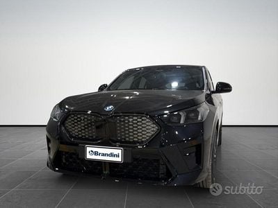 Usata BMW iX2 M Sport 279 kW (380 CV) 2025 Black sapphire met. SUV