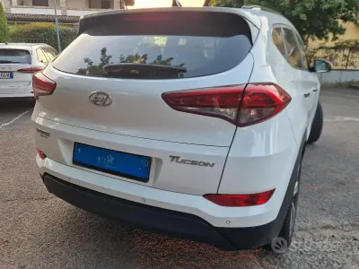 Usata Hyundai Tucson 116 CV (85 kW) 2016 Bianco SUV