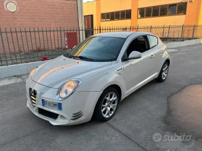 Usata Alfa Romeo MiTo Distinctive 105 CV (77 kW) 2009 Bianco Utilitaria