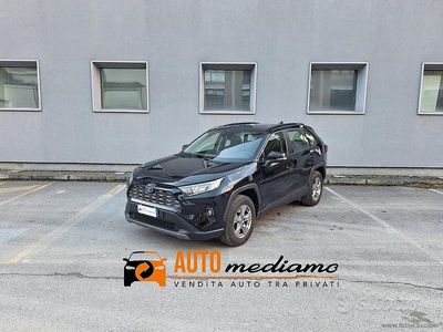 Usata Toyota RAV4 Hybrid 222 CV (163 kW) 2022 Nero SUV