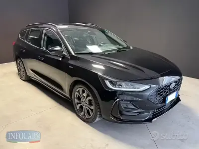 Usata Ford Focus ST-Line 155 CV (114 kW) 2023 Nero metallizzato Station wagon